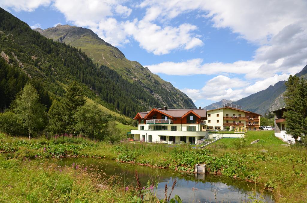 Appartementhaus Naturquell Sankt Leonhard im Pitztal Exterior photo