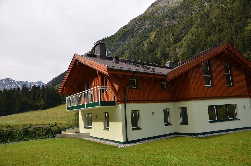Appartementhaus Naturquell Sankt Leonhard im Pitztal Exterior photo